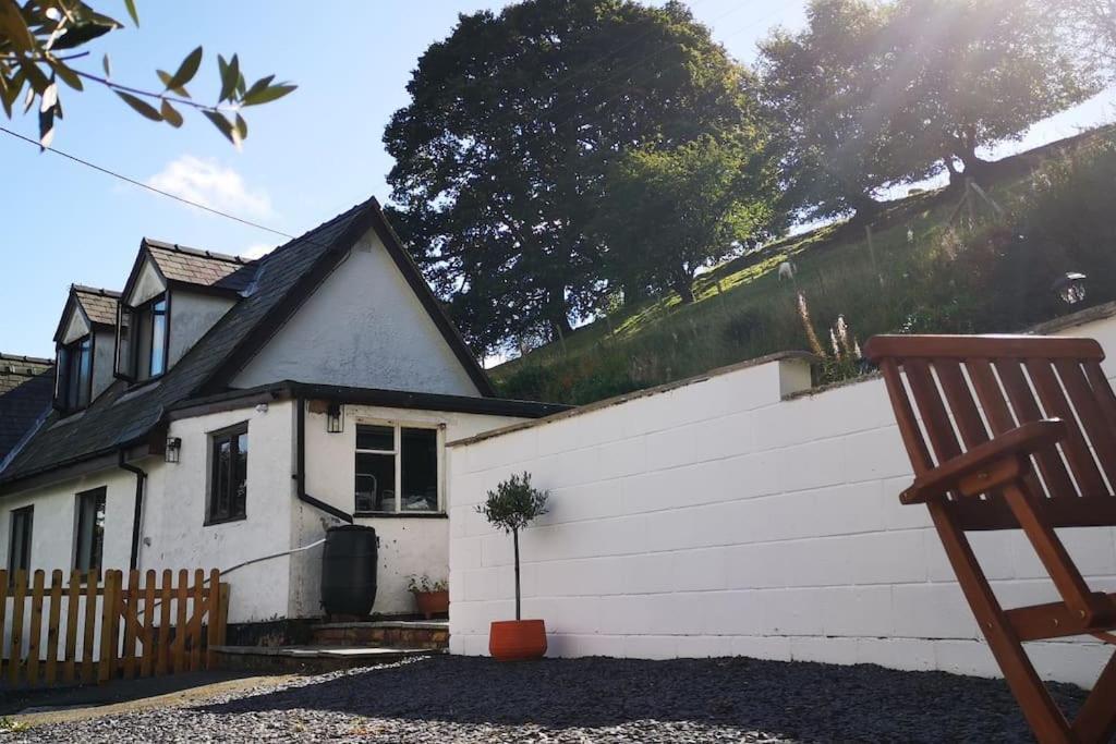 Hillside Cottage, Countryside Views Near Llangollen Corwen Bagian luar foto