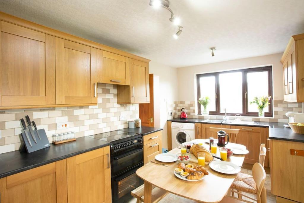 Hillside Cottage, Countryside Views Near Llangollen Corwen Bagian luar foto