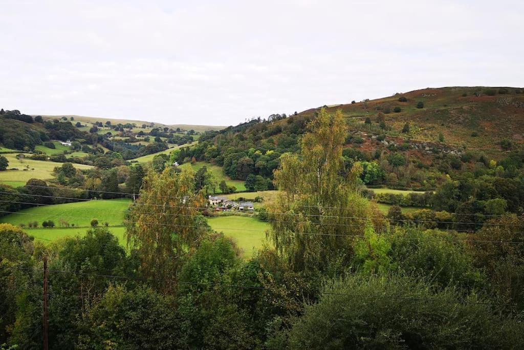 Hillside Cottage, Countryside Views Near Llangollen Corwen Bagian luar foto